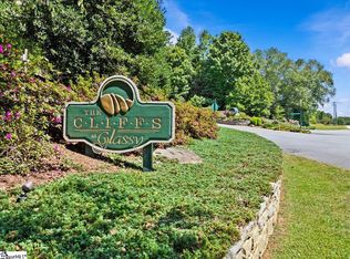 19 Grosbeak Way, Landrum, SC 29356