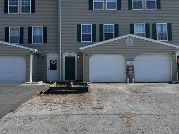 26 Petersburg Ln