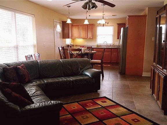 2nd image of 5724 Campus Blvd
