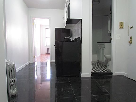 2nd image of 244 W 16th St APT 4FW