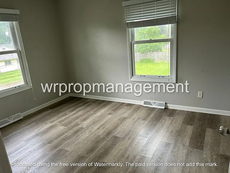 2518-2520 Dean Rd — Photo 11