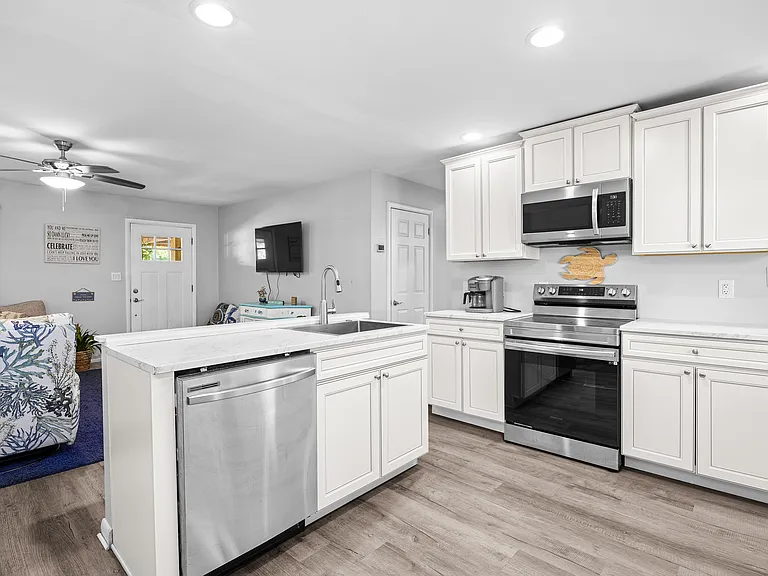 807 Bellamy Rd — Photo 10