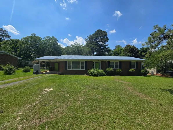 120 Milton Ave, Broadway, NC 27505