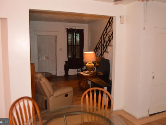 5th image of 214 W Duncannon Ave