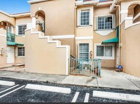 6466 SW 130th Pl, Miami, FL