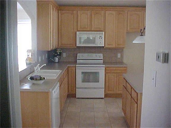 3rd image of 4970 Pleasure Lake Dr