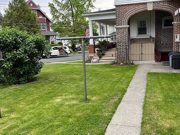 4th image of 514 Pine St #2