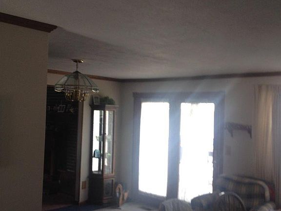 4th image of 6631 Stonehurst Dr