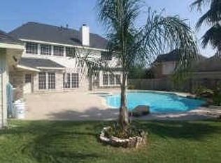 1207 Peregrine Dr, Friendswood, TX 77546