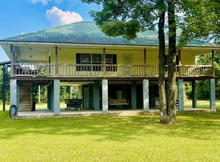 70 Weekend Dr, Poplarville, MS 39470