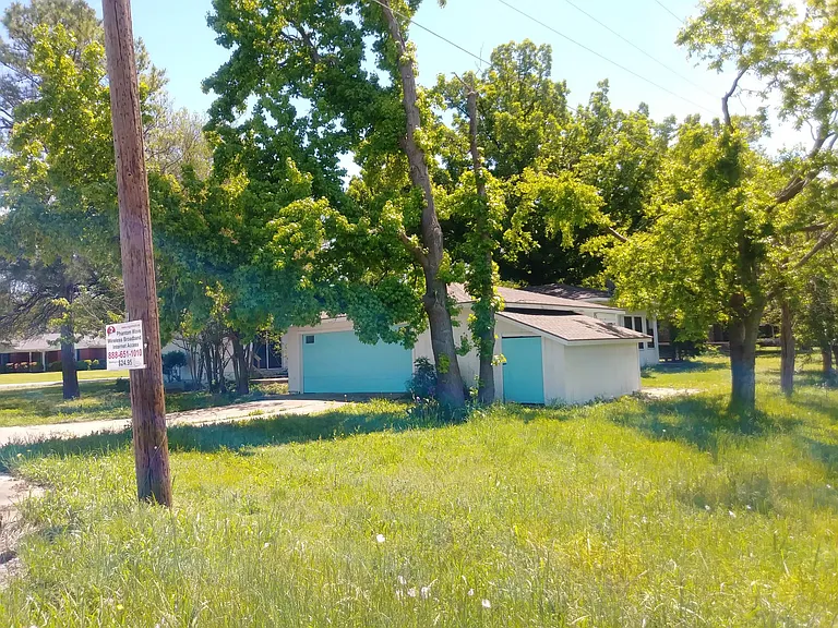 201 Brookhaven Ter — Photo 9