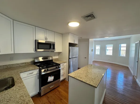 352 Somerville Ave, Somerville, MA 02143