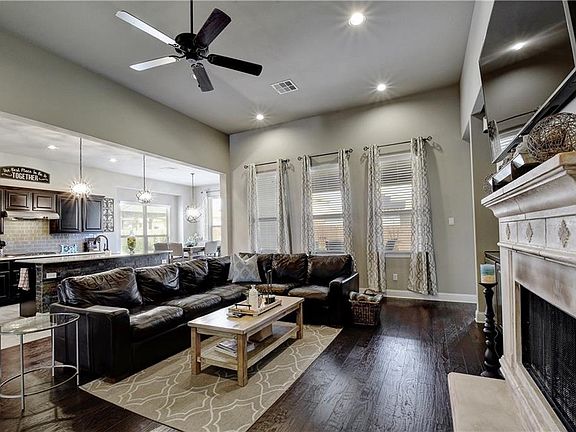 5th image of 5862 Casstello Dr