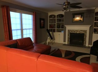 6008 Clearwater Cir, Louisville, KY 40219