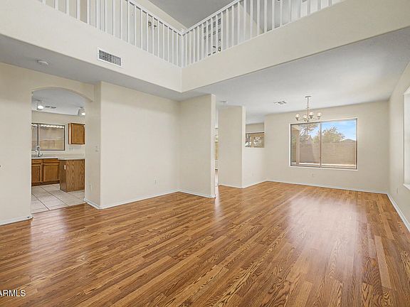 5th image of 1173 N AGAVE Street