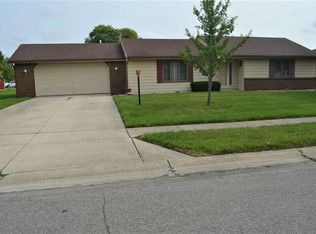 2417 Valley Creek Run, New Haven, IN 46774