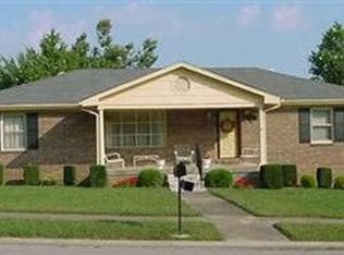 211 Vicksburg Dr, Nicholasville, KY