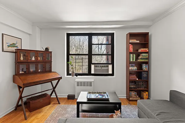 Sold by Compass | media 6