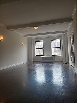 3rd image of 211 W 106th St APT 5A