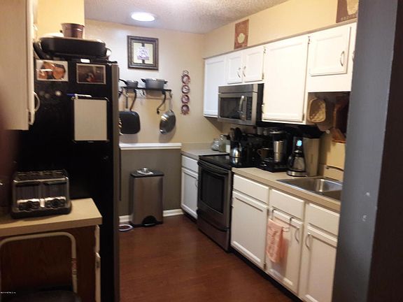 4th image of 1848 Yukon Ct