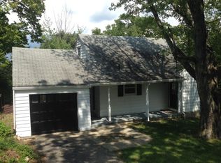 409 Hyde Park Dr, Hamilton, OH 45013
