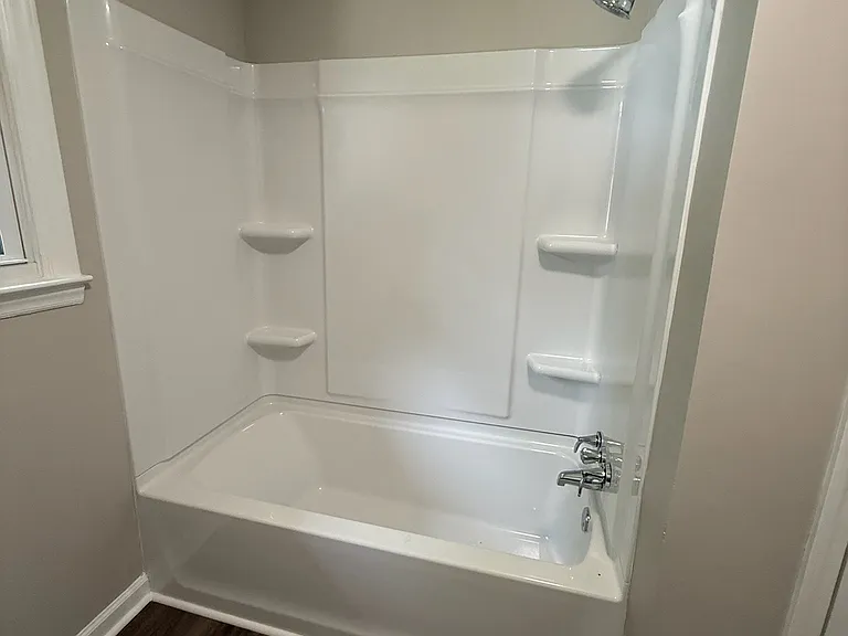 2629 Paula Dr — Photo 8