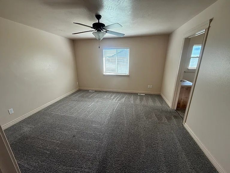 3888 Brighton Cir — Photo 31