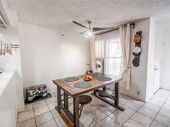 3rd image of 300 E Chestnut Ave #300Q