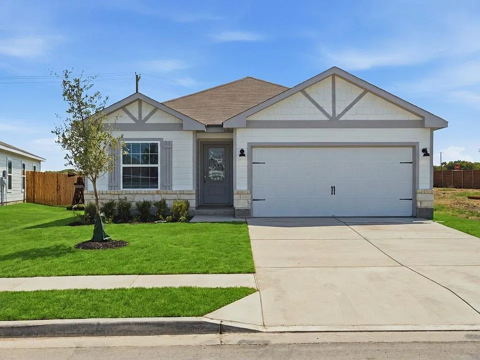 217 W Luna Blue Ln