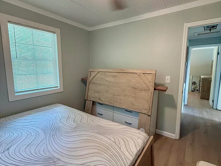 401 New Sterling Rd — Photo 11