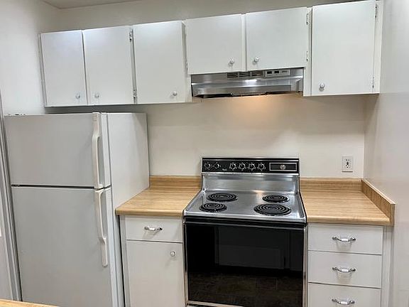 3rd image of 105 Piccadilly Pl APT E