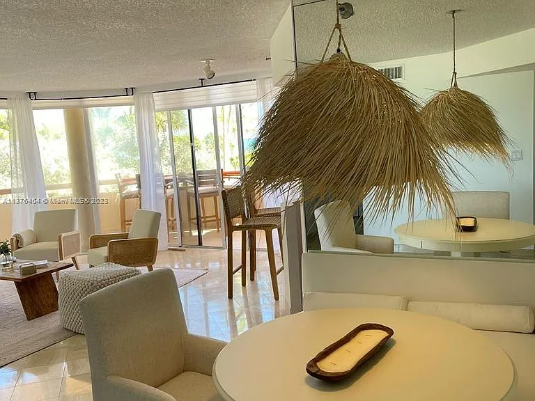 15645 Collins Ave #206 — Photo 6