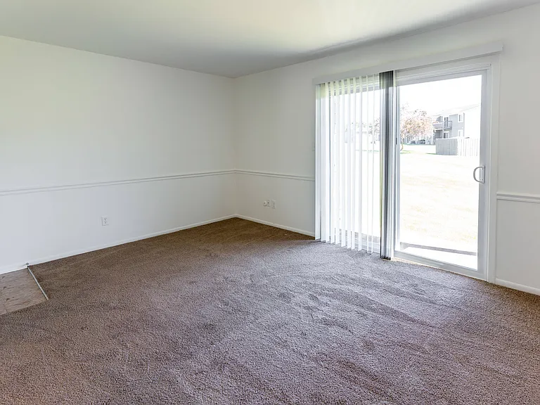 Pickwick Farms Apartments — Photo 27