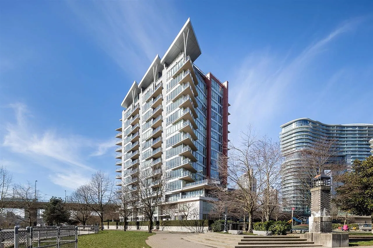 2 bed, 1076 sqft, $4,600 — Photo 1