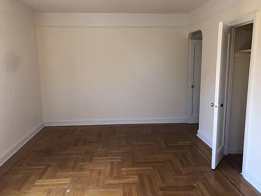 Rented by Contact Realty | media 5