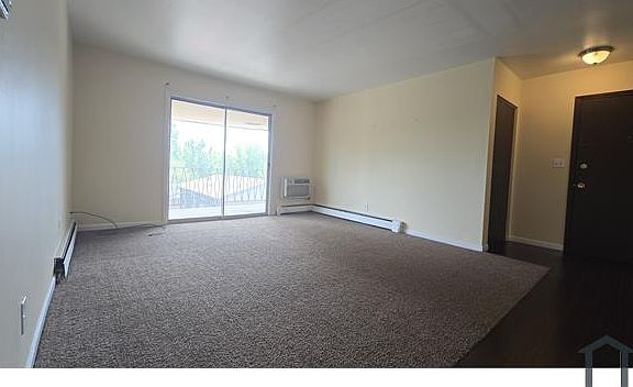 3rd image of 3627 N Rockton Ave #107