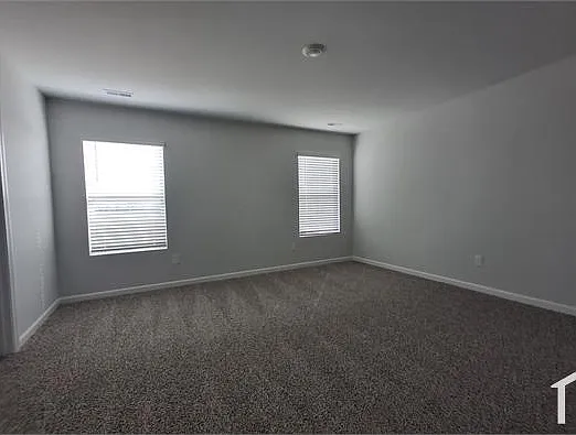 404 Moringa Ln — Photo 8