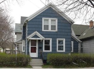 1132 S 10th St, Sheboygan Fls, WI 53081