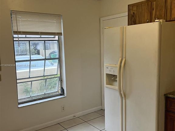 5th image of 9511 W Fern Ln