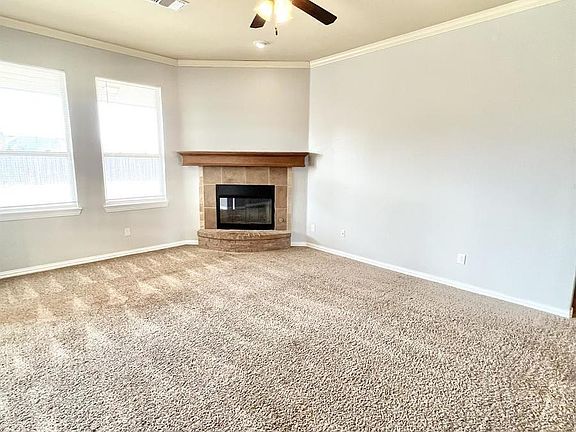 3rd image of 5633 Sanderling Rd