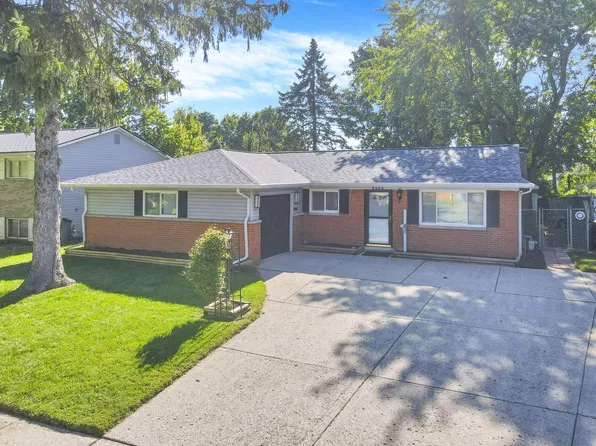 4945 Labelle Dr, Columbus, OH 43232