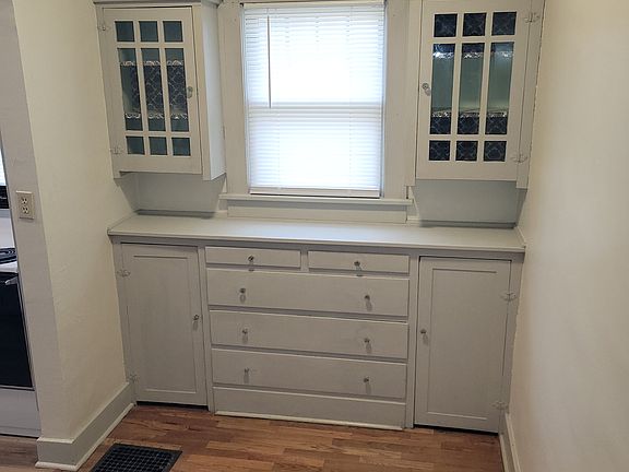 4th image of 808 N Porter Ave #808