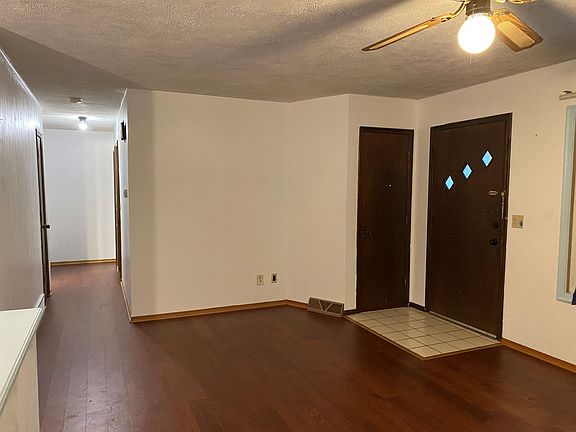 5th image of 611 Arnold Ave