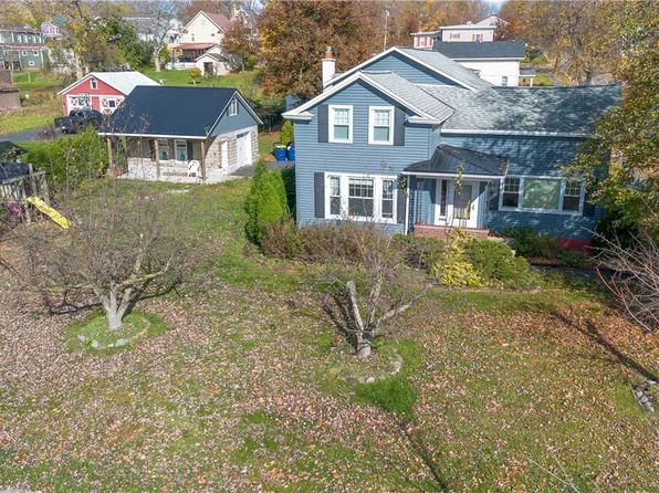 93 W Genesee St, Clyde, NY 14433