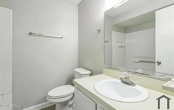8781 Whispering Pines Dr — Photo 10
