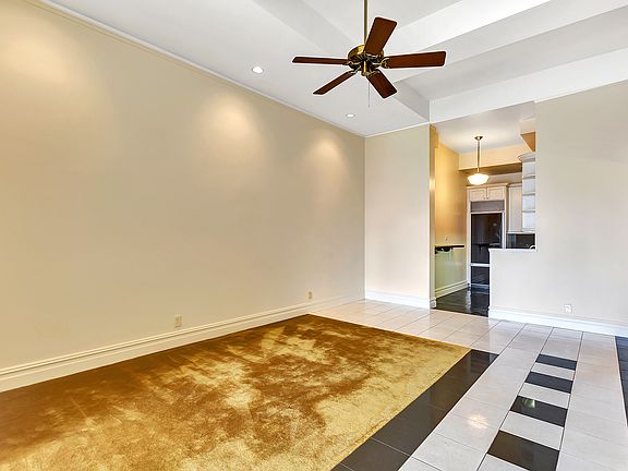 3rd image of 415 W 55th St APT 5A