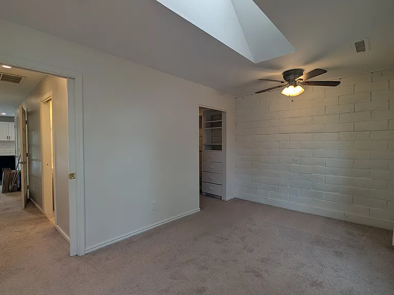 1514 N Elaine Way — Photo 13