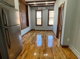 390 E 23rd St #3F, Brooklyn, NY 11226