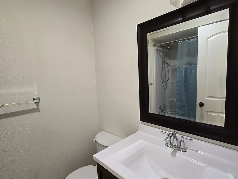 1305 Spring Creek Dr — Photo 9
