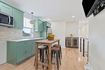 743 S Luzerne Ave #B-3 — Photo 3